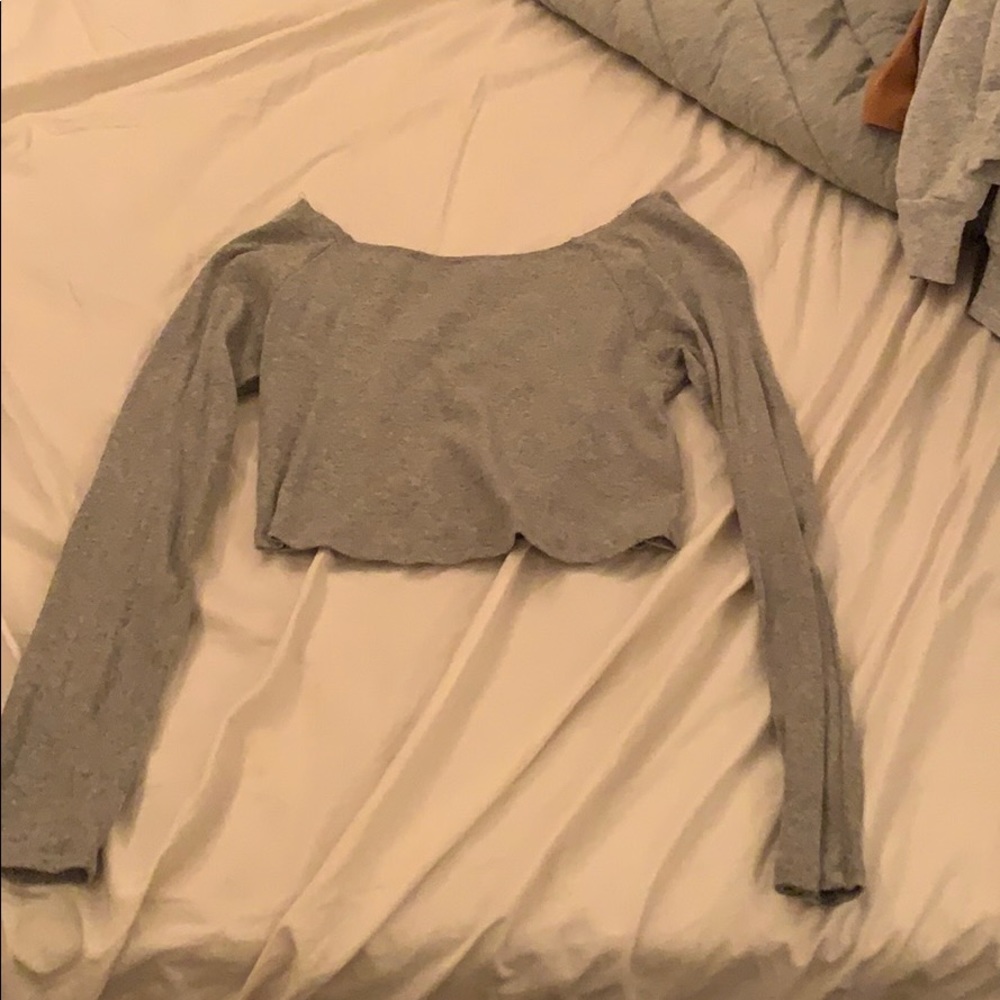 gray long sleeve